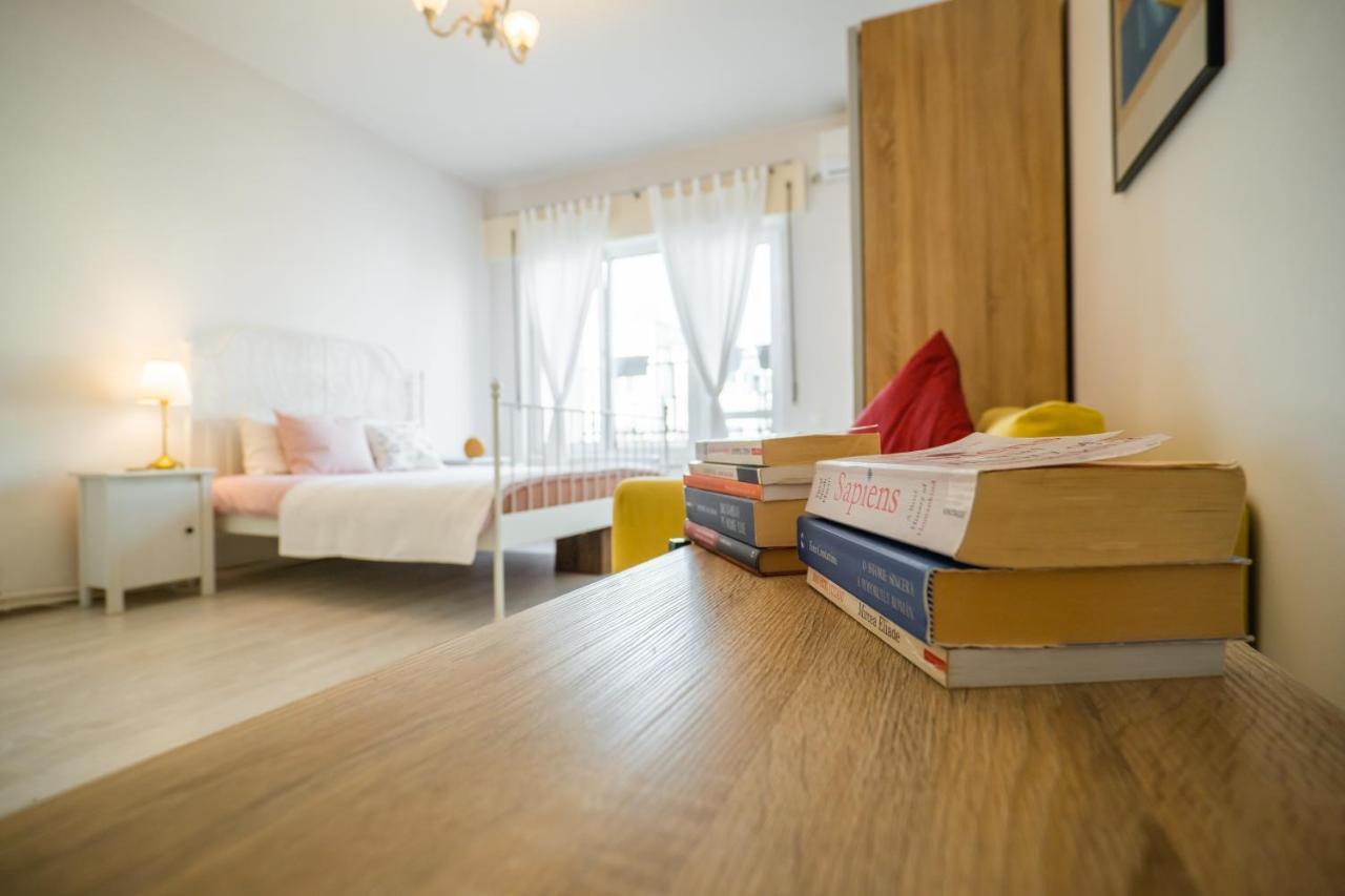 Bucharest Cozy Studio Luaran gambar