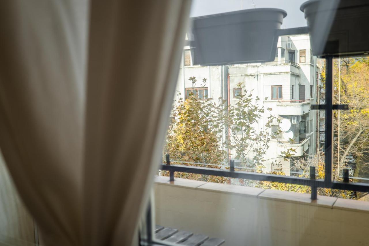 Bucharest Cozy Studio Luaran gambar