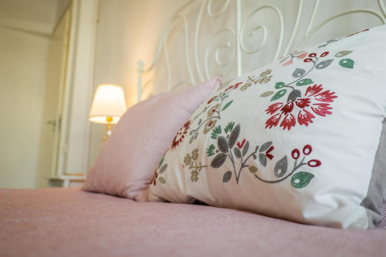 Bucharest Cozy Studio Luaran gambar