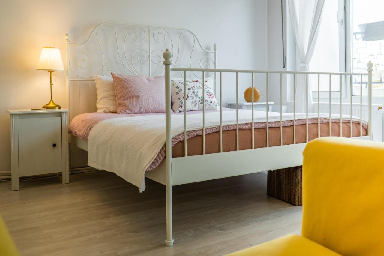 Bucharest Cozy Studio Luaran gambar