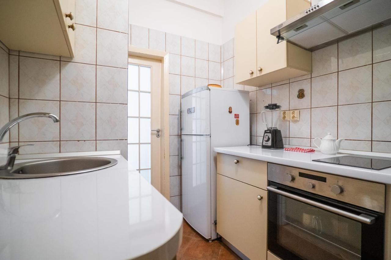Bucharest Cozy Studio Luaran gambar